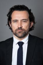Portraits-97.jpg Portraits-97.jpg